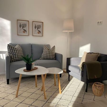 Country Style Apartment With Balcony Near Fair Ганновер Экстерьер фото