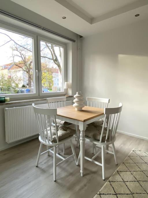 Country Style Apartment With Balcony Near Fair Ганновер Экстерьер фото