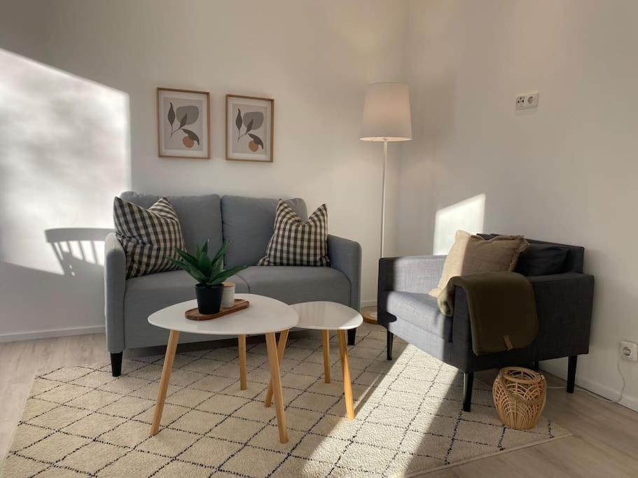 Country Style Apartment With Balcony Near Fair Ганновер Экстерьер фото